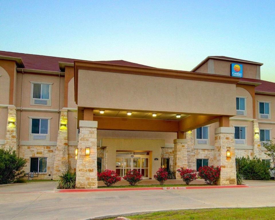 Picture of Comfort Inn & Suites