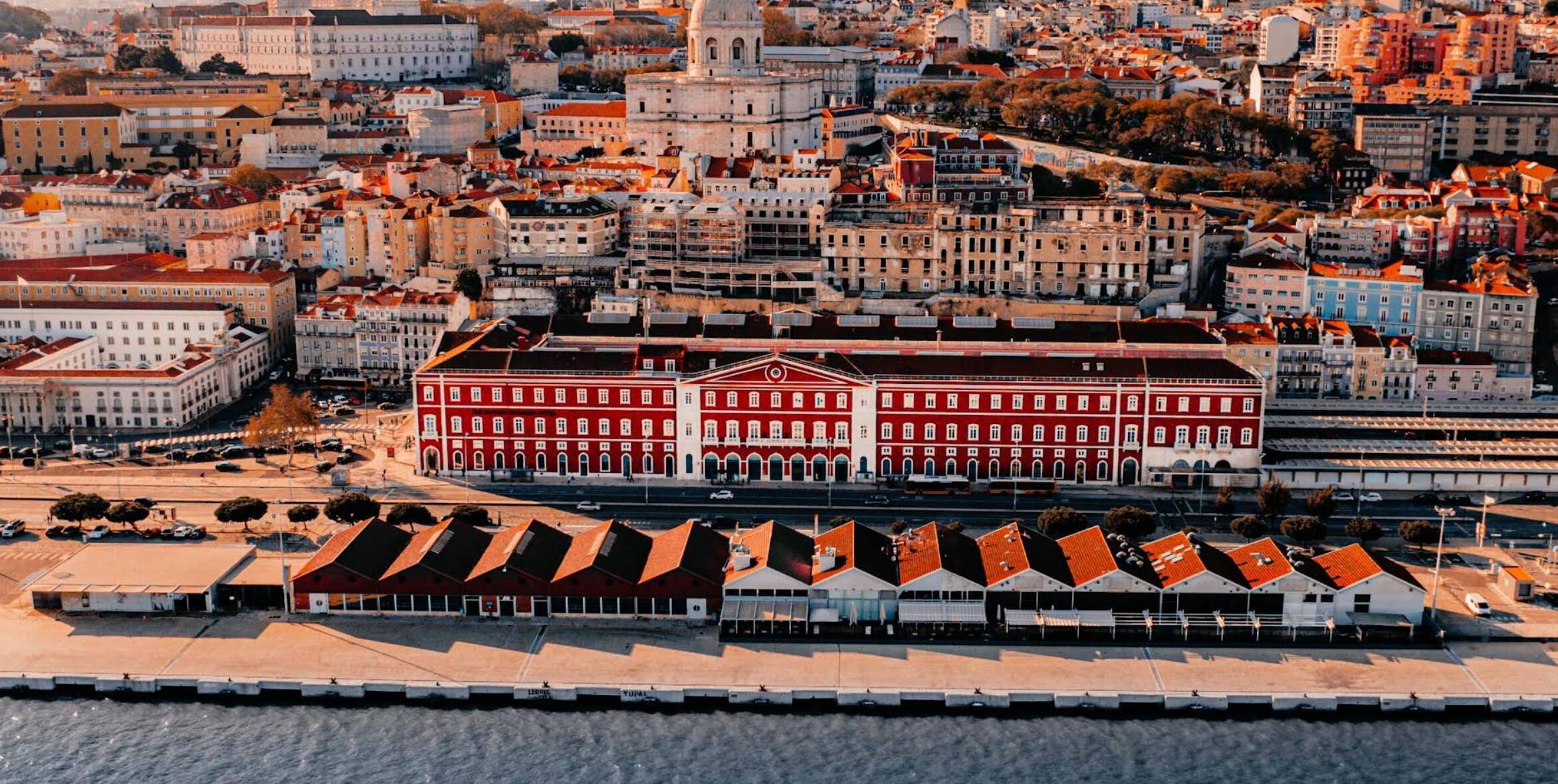 Picture of The Editory Riverside Santa Apolónia Hotel
