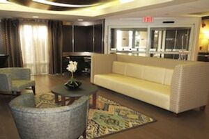 Picture of Holiday Inn Express Hotel & Suites Oxford an IHG Hotel