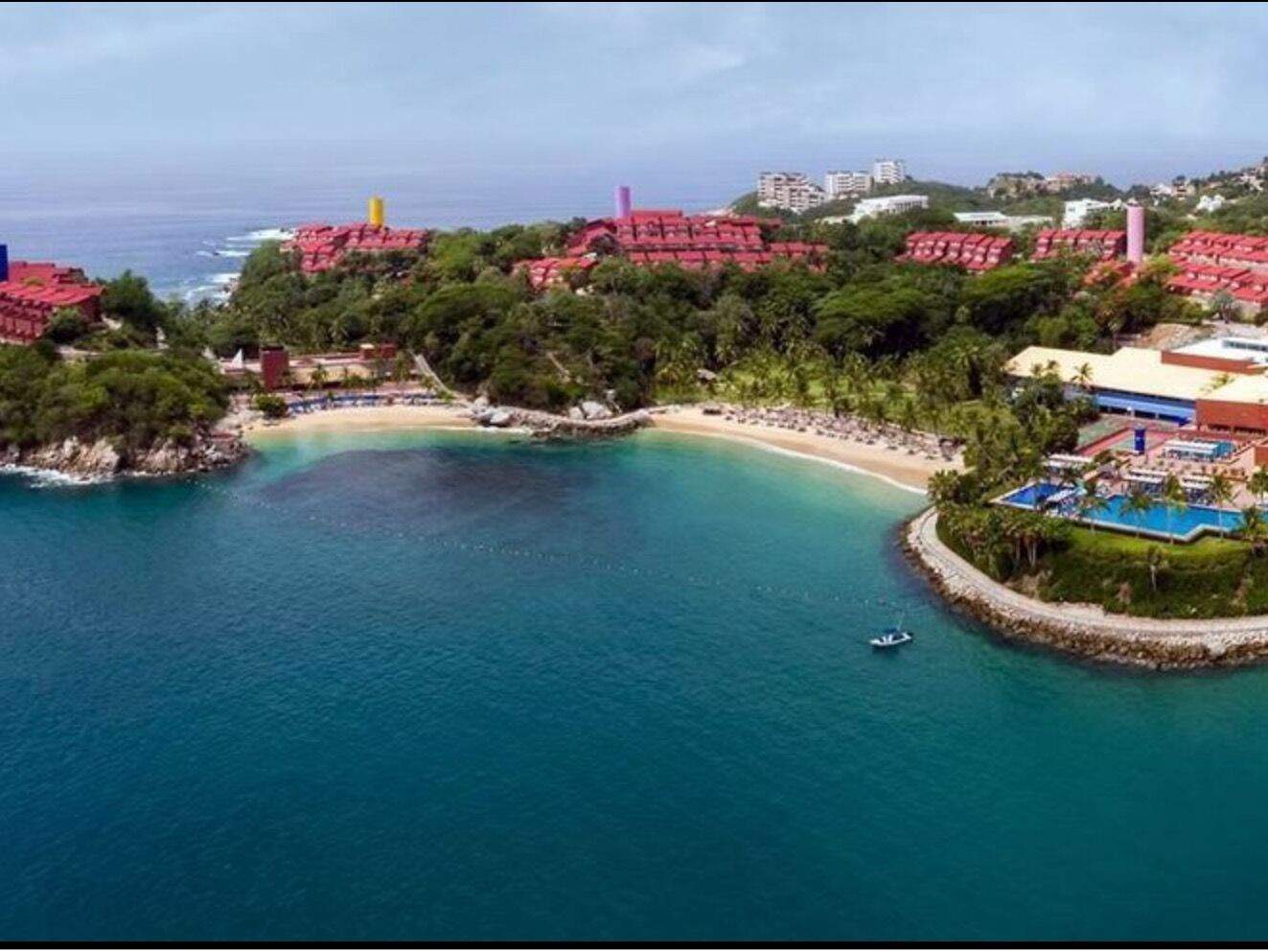 Picture of Hotel Las Brisas Huatulco