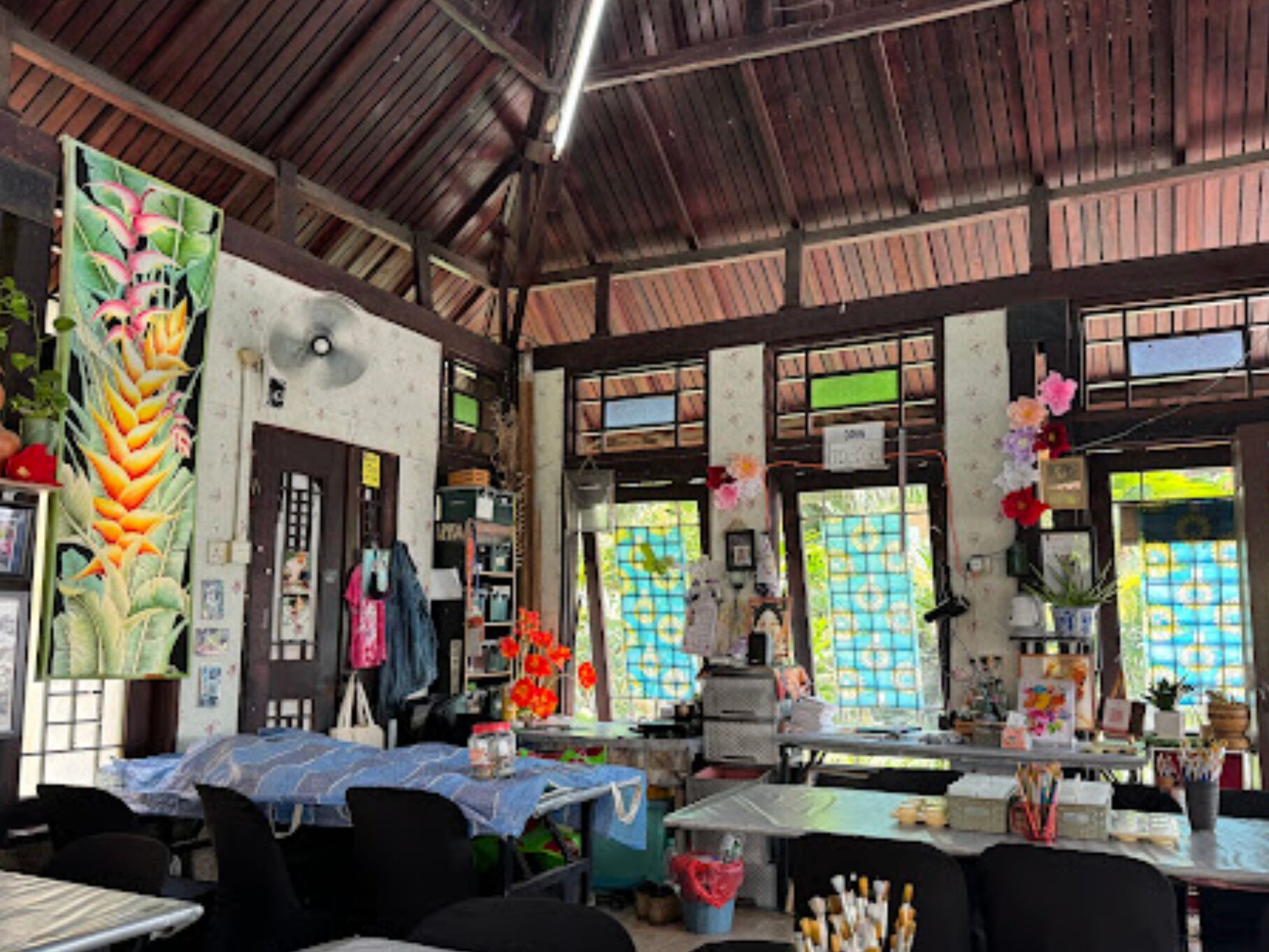 Picture of Cwoks Batik workshop