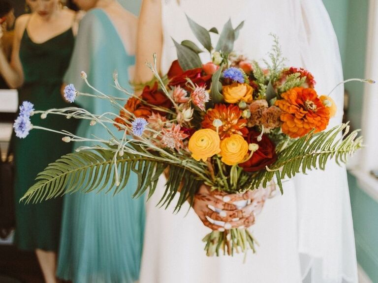 An autumnal bouquet with cornflower blooms