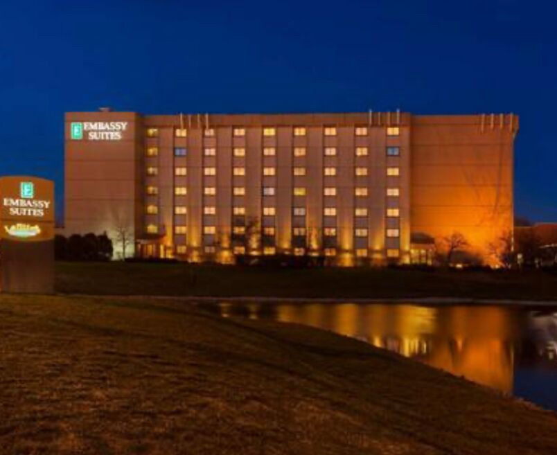 Picture of Embassy Suites by Hilton Chicago