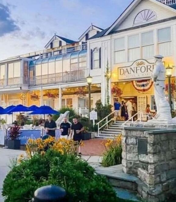 Picture of Danford's Hotel And Marina