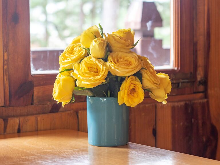 Bouquet of yellow roses. 