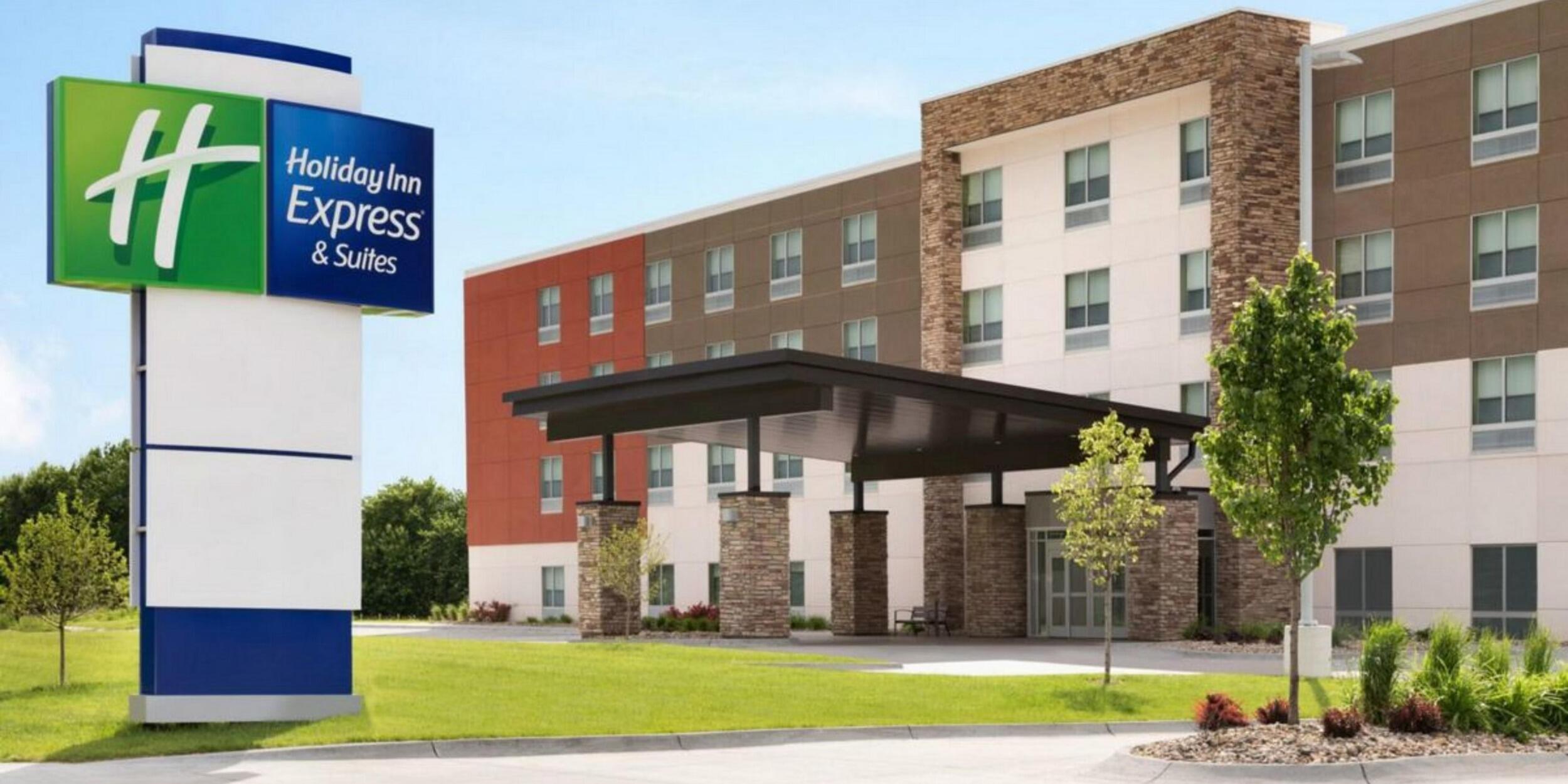 Picture of Holiday Inn Express & Suites Charlottesville, an IHG Hotel