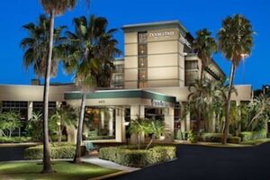 Picture of Doubletree by Hilton Palm Beach Gardens