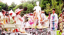 My Best Friend's Wedding ice sculpture gif