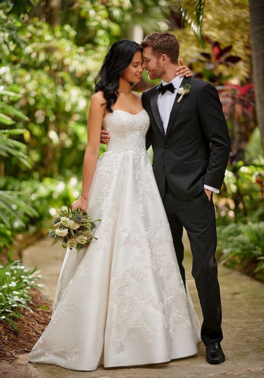 Essense of Australia D3064 Ball Gown Wedding Dress - 3