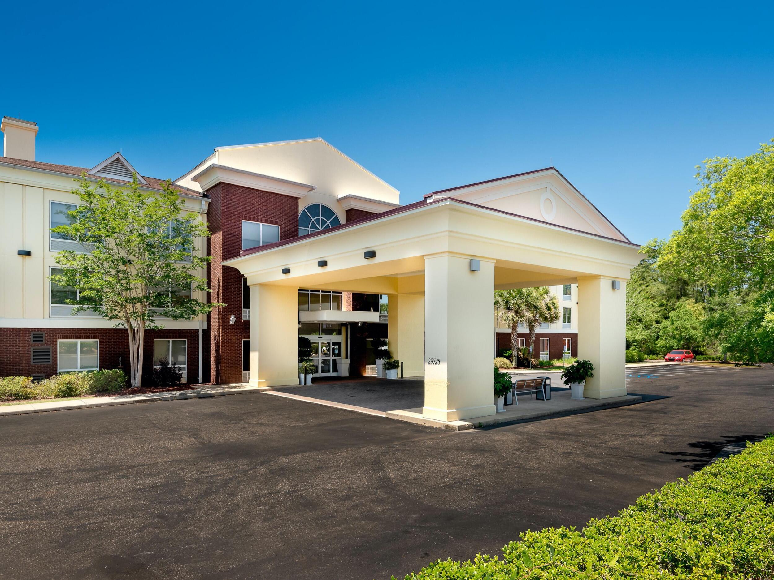 Picture of Holiday Inn Express & Suites Daphne-Spanish Fort Area