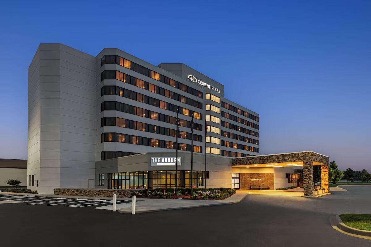 Picture of Crowne Plaza Auburn Hills