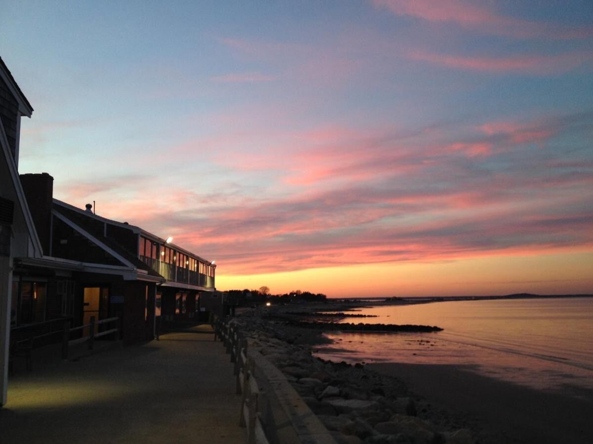 Picture of The Pilgrim Sands Hotel on Long Beach