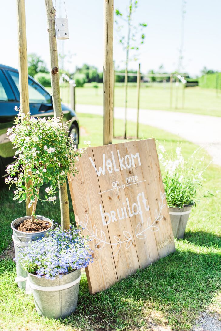 Wooden Wedding Welcome Sign