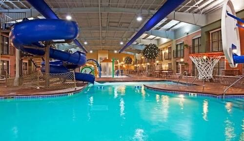 Picture of Holiday Inn Hotel & Suites - Lakeville
