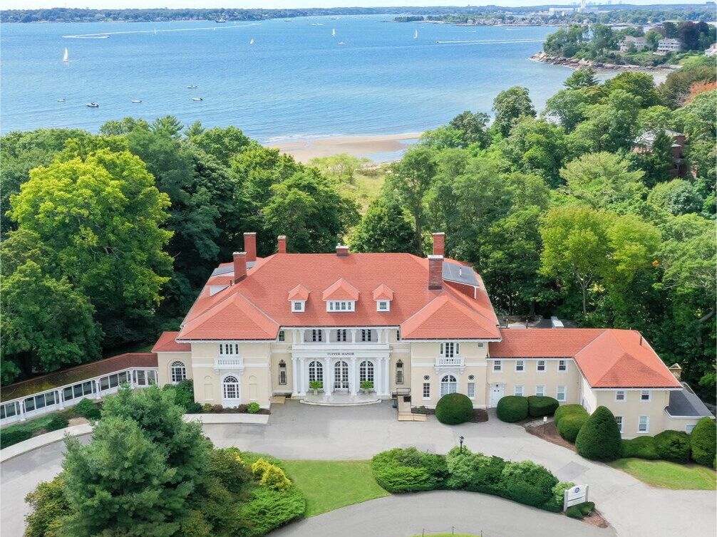 Picture of Tupper Manor