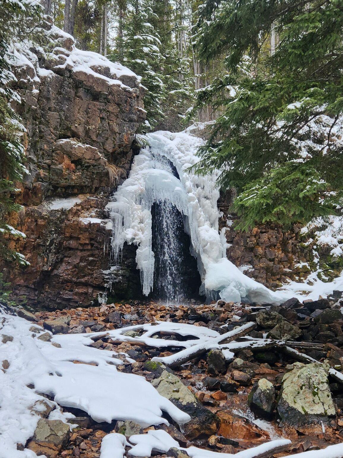 Picture of Memorial Falls Trailhead