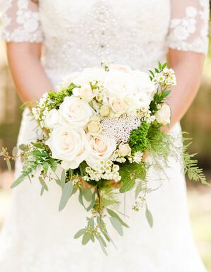 Natural Asymmetrical Neutral Bridal Bouquet