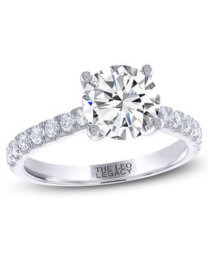 Kay Jewelers Classic Round Cut Engagement Ring