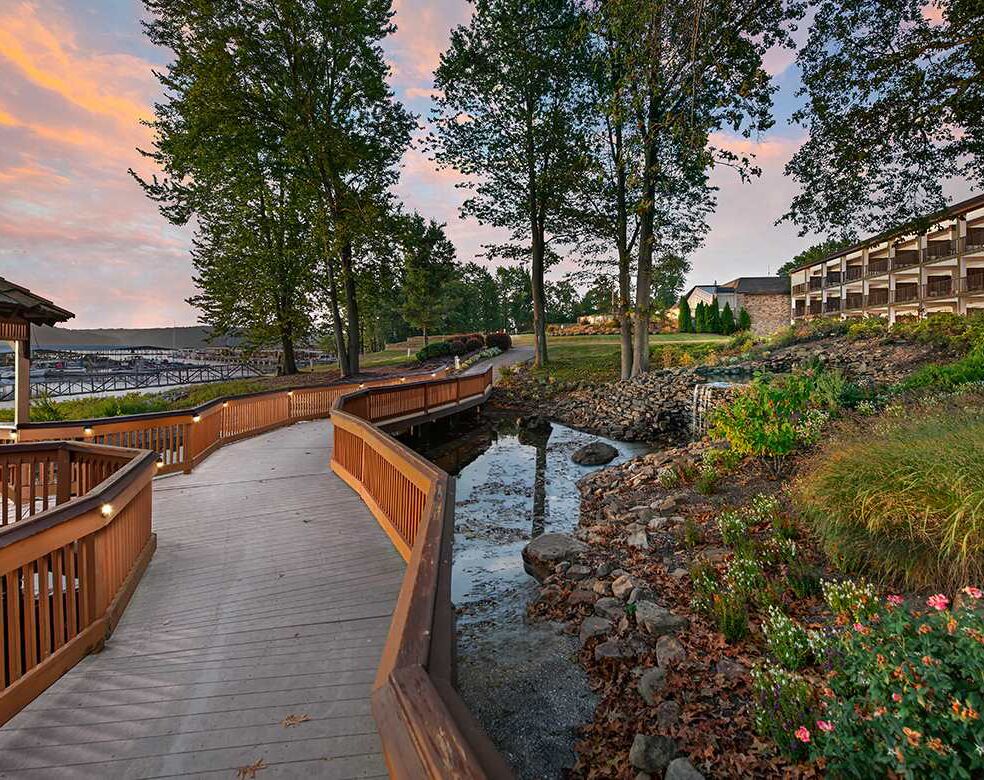 Picture of Fourwinds Lakeside in  & Resort 