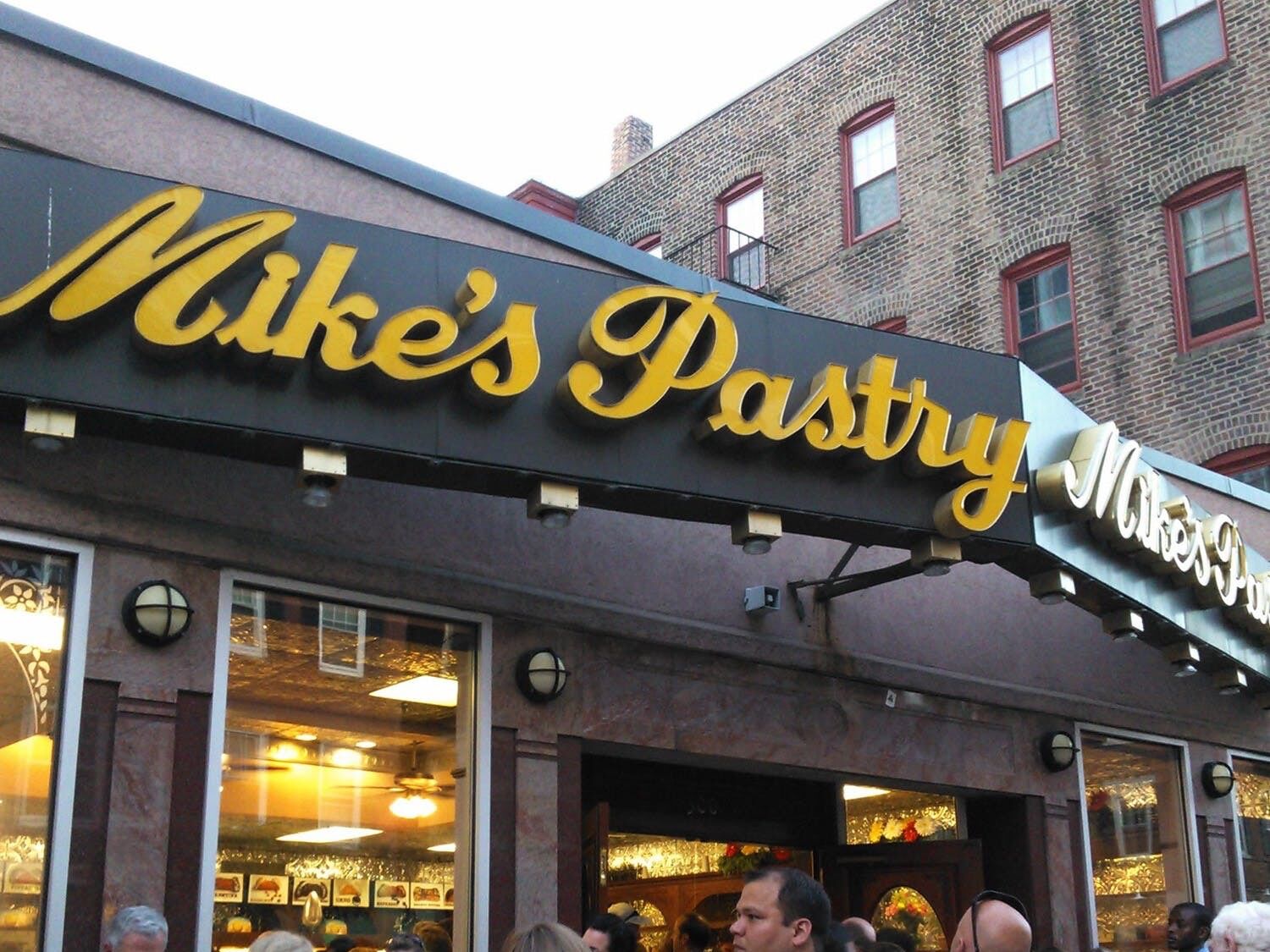 Picture of Mike's Pastry