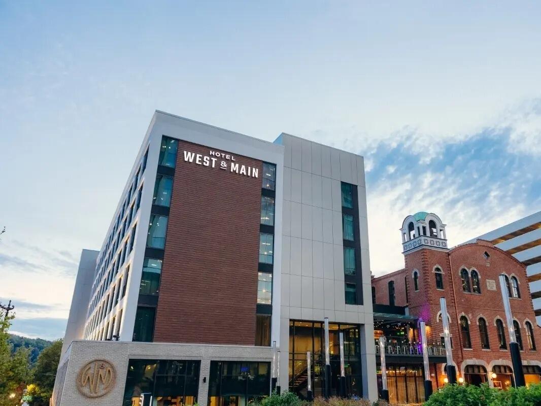 Picture of Hotel West & Main Conshohocken Philadelphia, Tapestry by Hilton