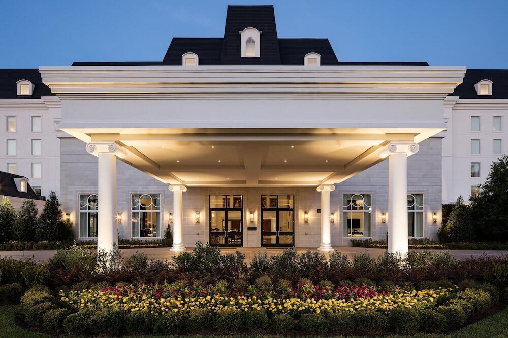Picture of The Equestrian Hotel