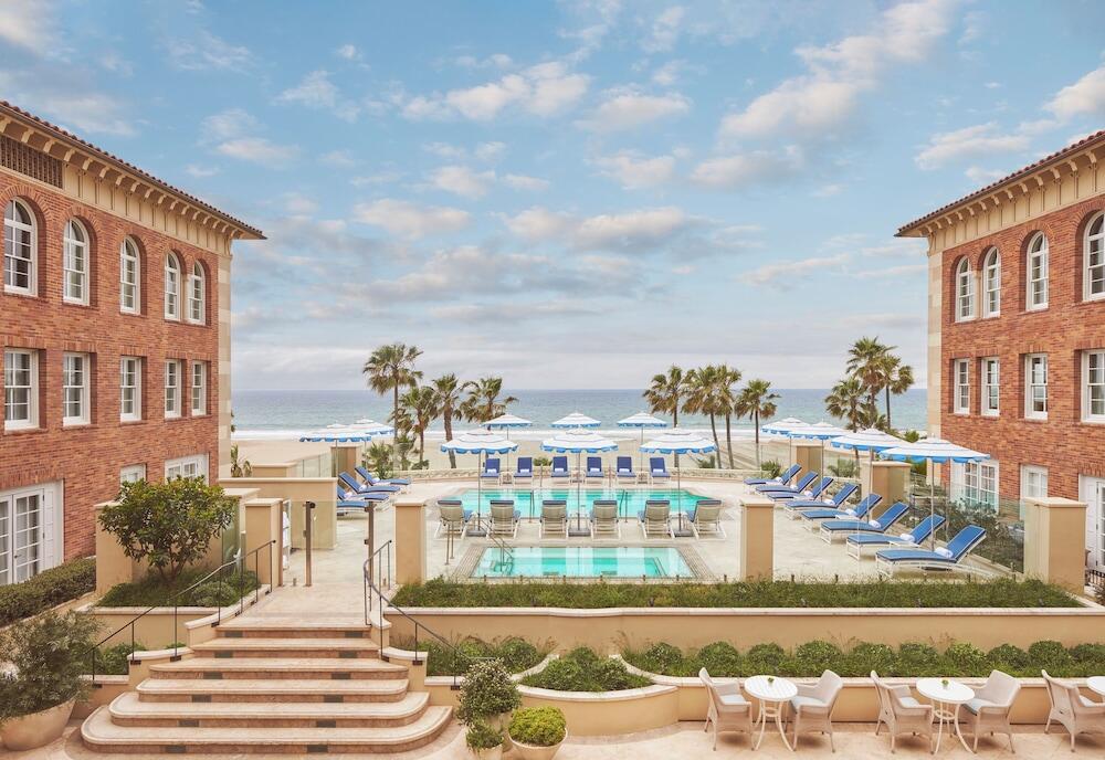 Picture of Casa Del Mar