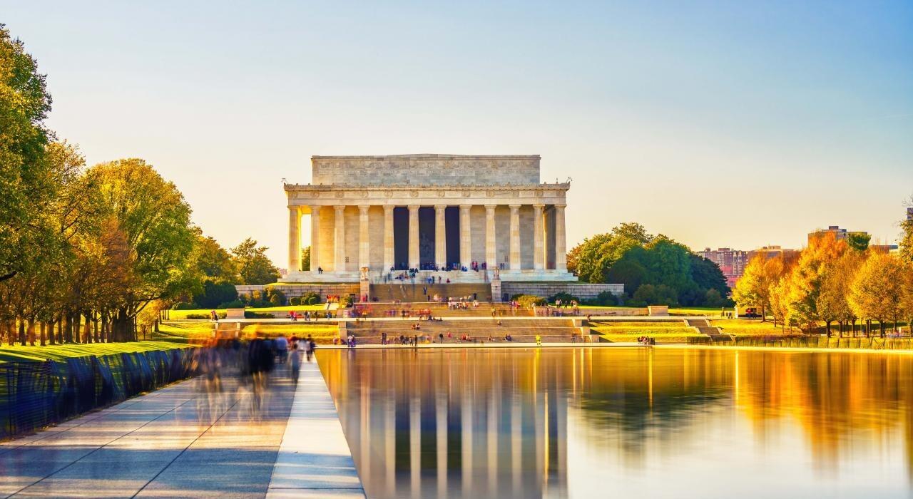 Picture of lincoln memorial & the national mall