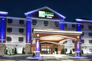 Picture of Holiday Inn Express & Suites Elkton - University Area