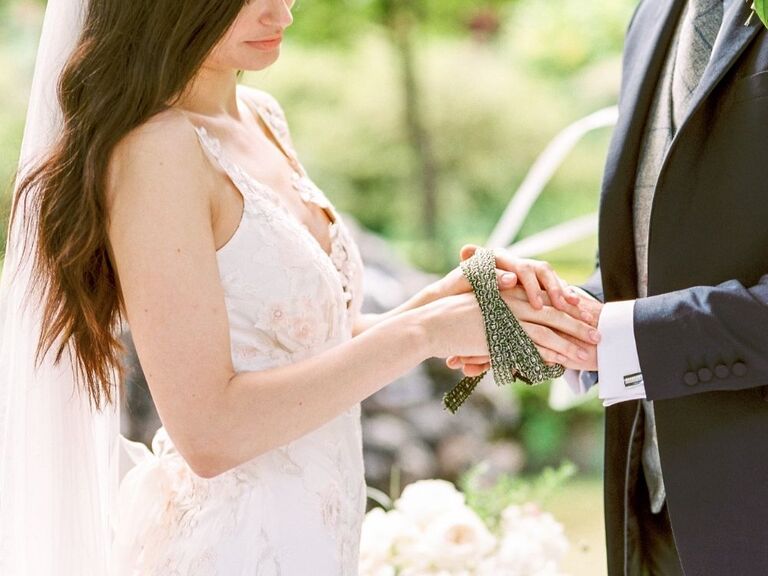 Irish handfasting ceremony