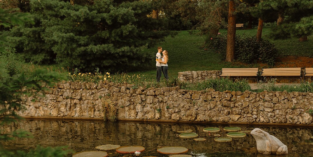 Mindy & Gary Home Page Banner