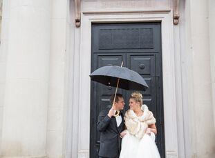 Inspired by the glitz associated with Old Hollywood glamour, newlyweds Danielle Benson (28 and an assistant buyer) and Charlie Bullinger (28 and a bus