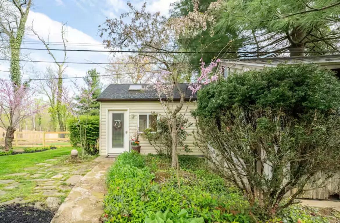 Picture of Garden Studio - Airbnb