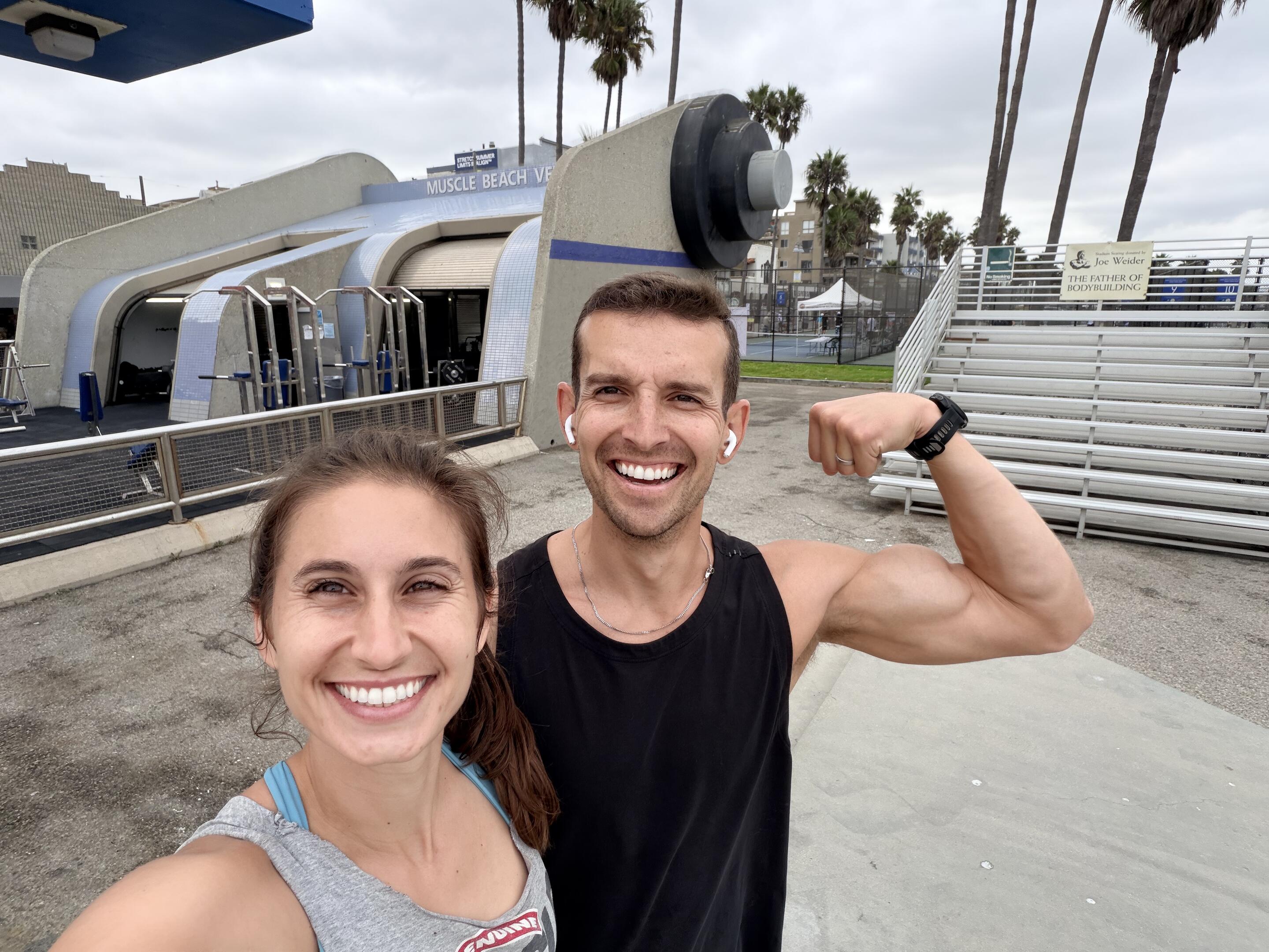 Andie becomes an embryo during a weekend in Santa Monica 🙊