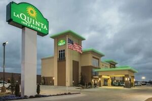 Picture of La Quinta Inn & Suites by Wyndham Enid