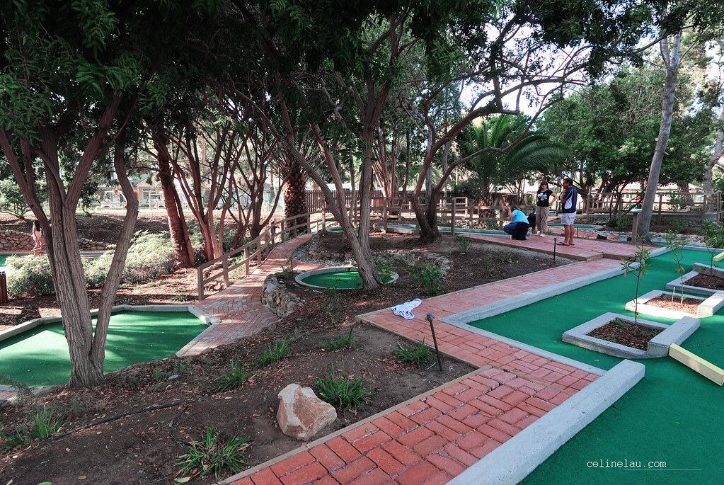 Picture of Golf Gardens