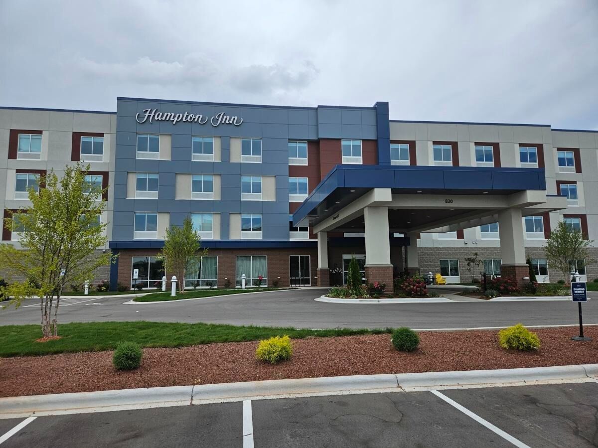 Picture of Hampton Inn by Hilton Green Bay Stadium