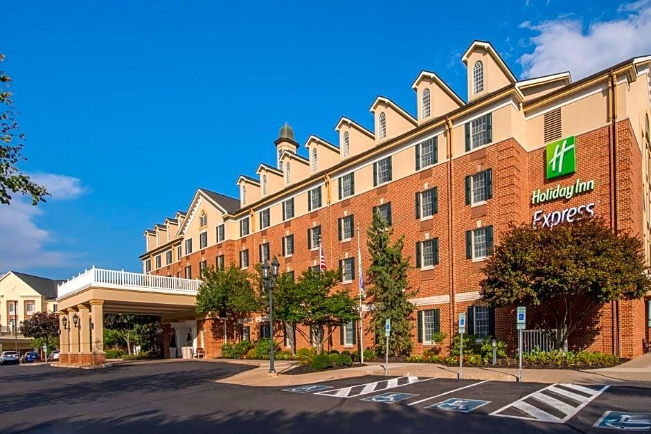 Picture of Holiday Inn Express State College @Williamsburg Square by IHG