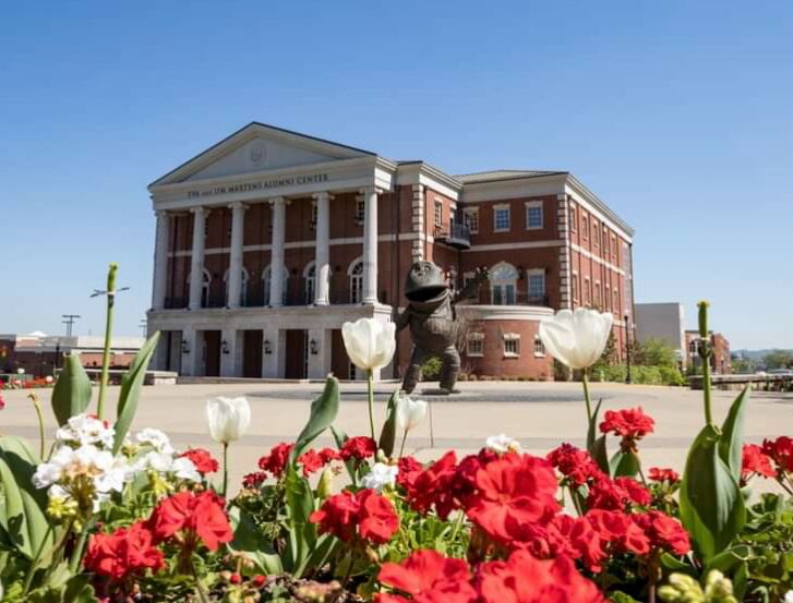 Picture of Eva & Jim Martens Alumni Center