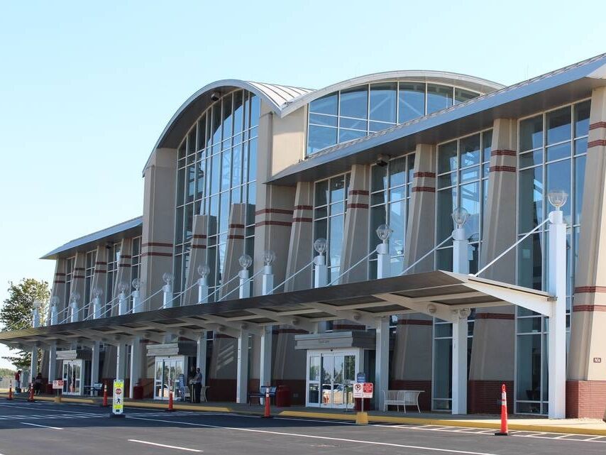 Picture of MidAmerica St. Louis Airport (BLV)