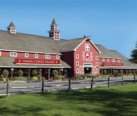 Picture of Yankee Candle Factory