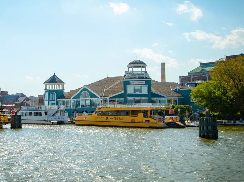 Picture of Old Town Alexandria Waterfront