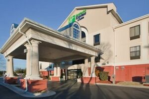Picture of Holiday Inn Express Hotel & Suites Laurinburg an IHG Hotel