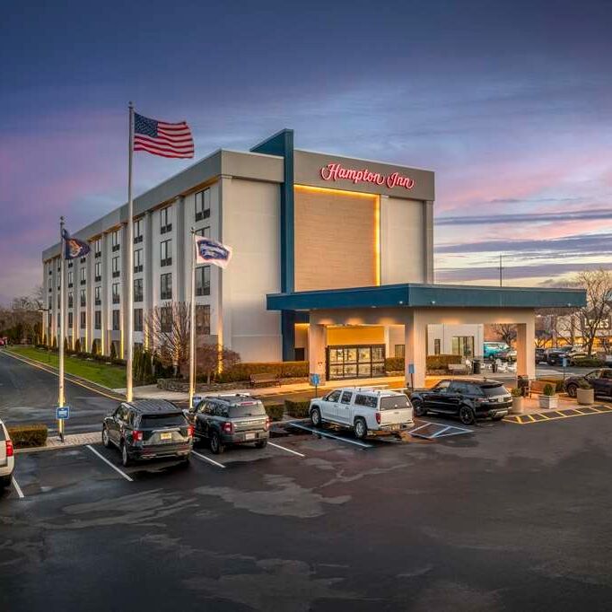 Picture of Hampton Inn Long Island/Commack