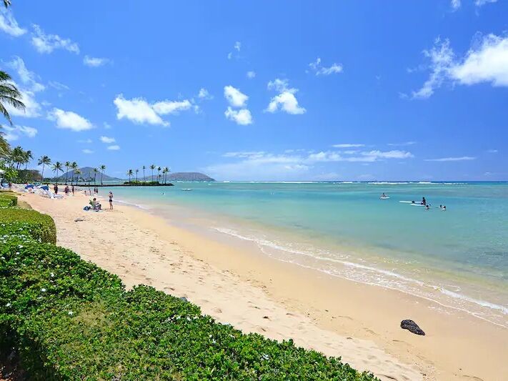 Picture of Kāhala Beach