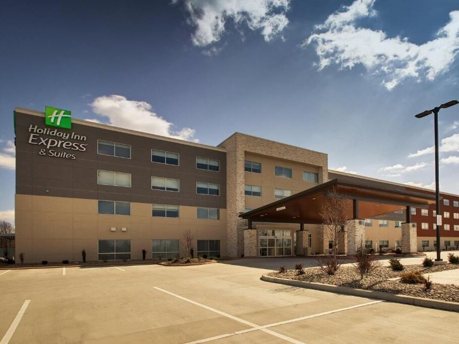 Picture of Holiday Inn Express & Suites Mount Vernon, an IHG Hotel
