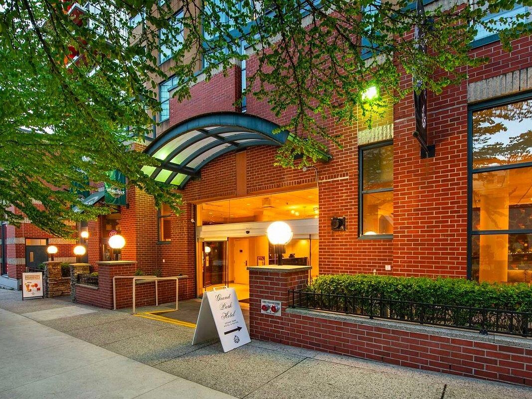 Picture of Grand Park Hotel & Suites