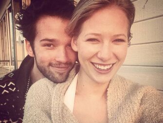 Nathan Kress and London Elise Moore