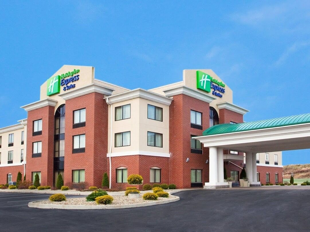 Picture of Holiday Inn Express & Suites Franklin - Oil City