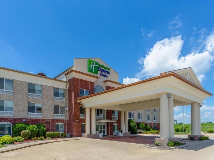 Picture of Holiday Inn Express & Suites